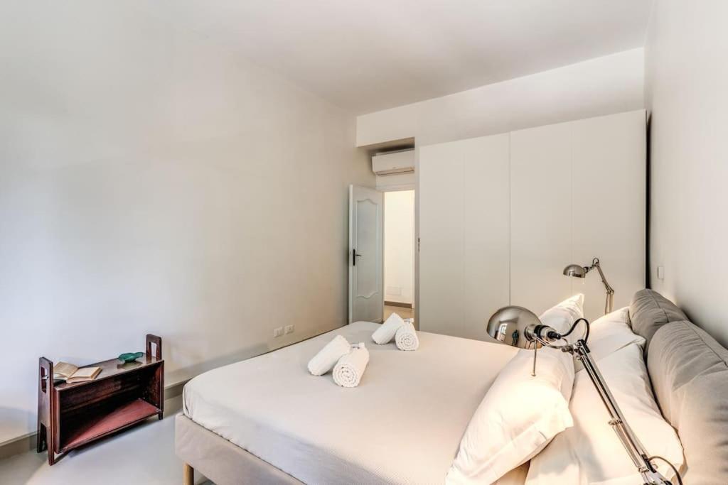 Via Provana San Giovanni 2 Bedroom Apartment *