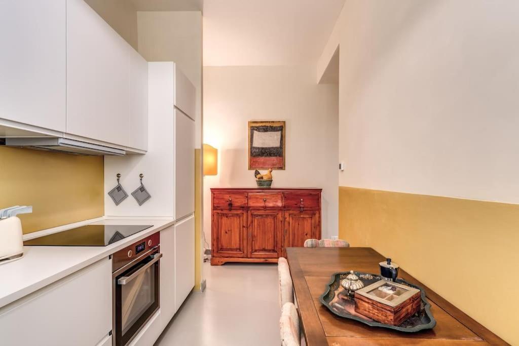 Via Provana San Giovanni 2 Bedroom Rom