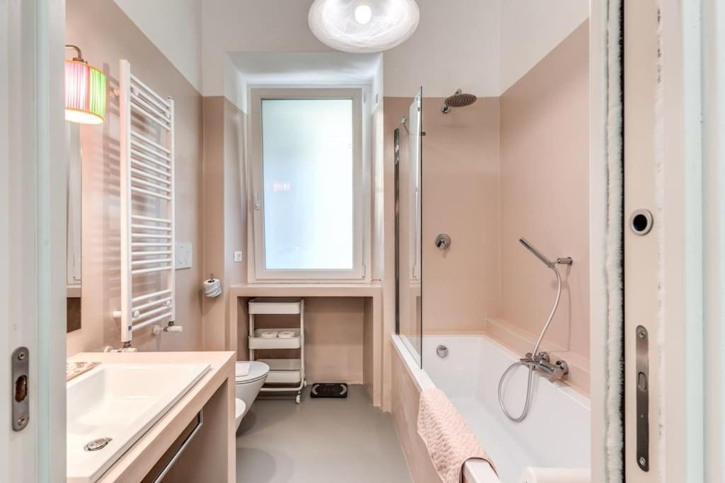 Via Provana San Giovanni 2 Bedroom Rom