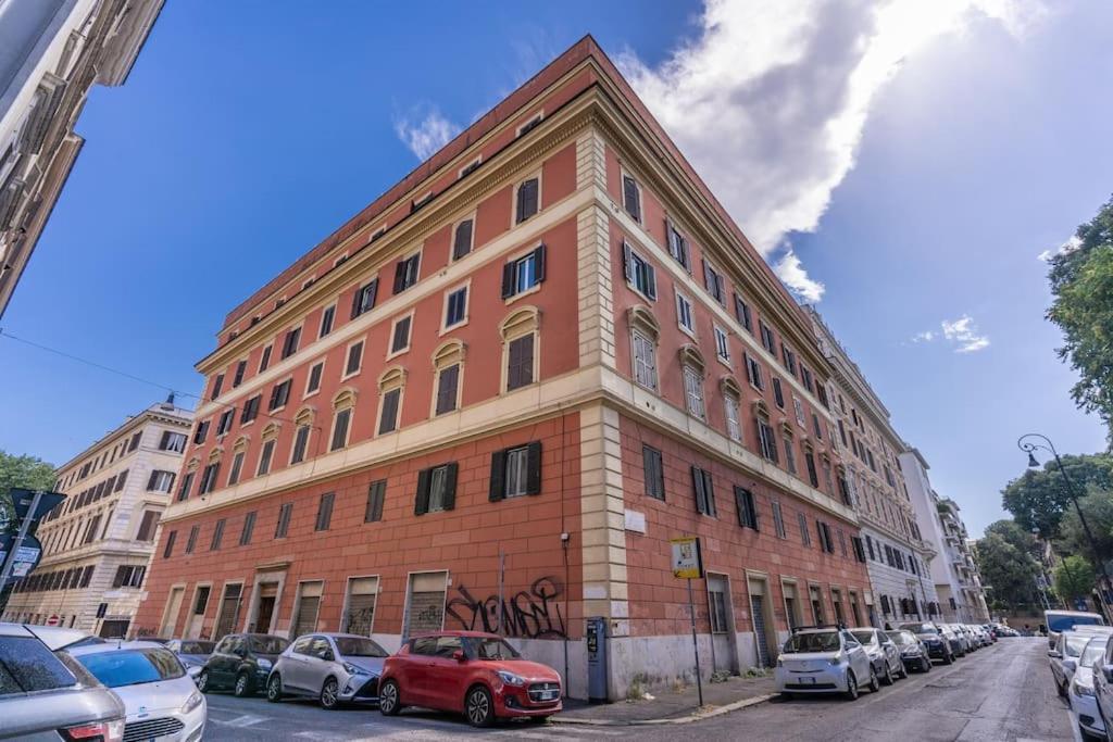 Apartment Via Provana San Giovanni 2 Bedroom *