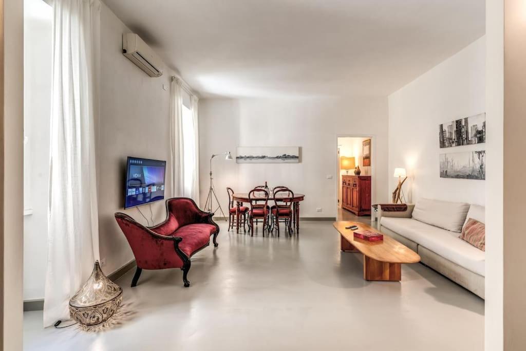 Apartment Via Provana San Giovanni 2 Bedroom Rom